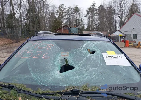 2015 Toyota Rav4 Limited z USA, uszkodzony, nr VIN 2T3DFREV0FW287563